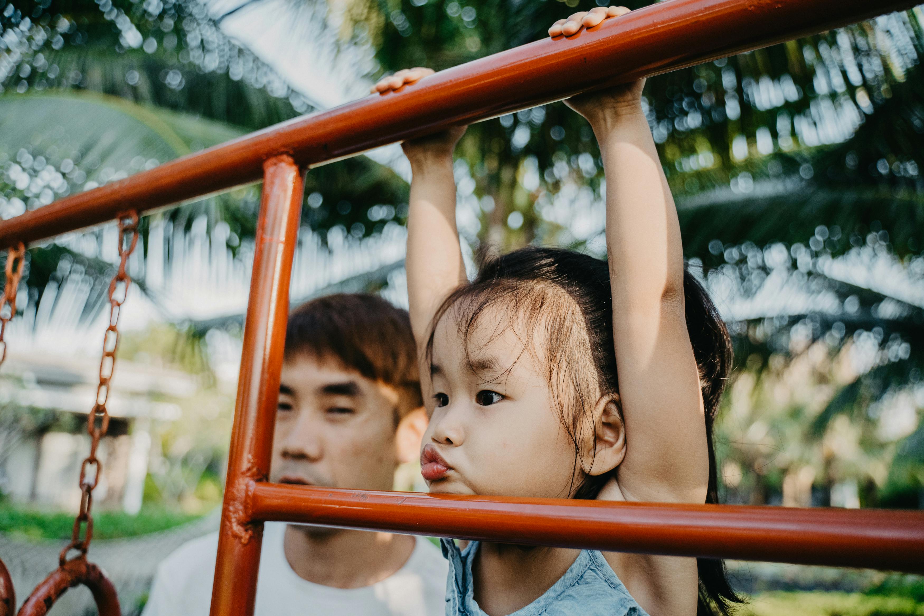 Cara Membantu Anak Mengenal Lingkungan Sekitarnya